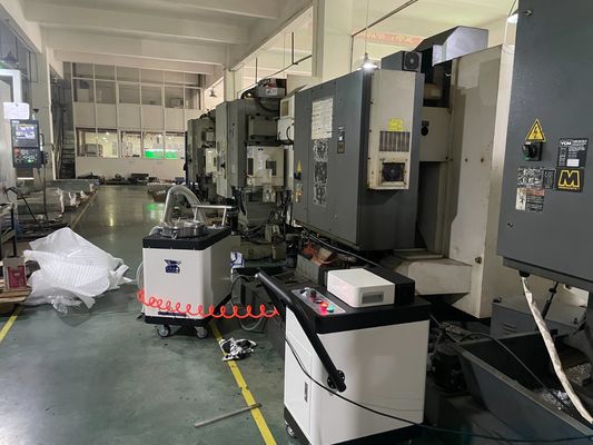 Mobiler CNC-Kühlmittelölseparator mit einer Genauigkeit von 0,3 mm